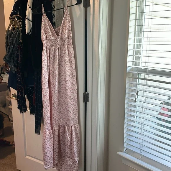 KNOW ONE CARES Satin Maxi Dress Pink / Cream size large - Picture 5 of 8